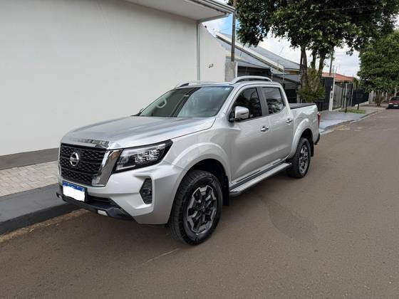 NISSAN FRONTIER 2.3 16V TURBO DIESEL XE CD 4X4 AUTOMÁTICO